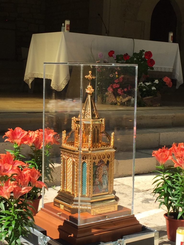 ADLA Newsroom ST BERNADETTE PARISH COMMUNITY IN L A TO HOST A WELCOME   St20Bernadette20relic 768x1024 